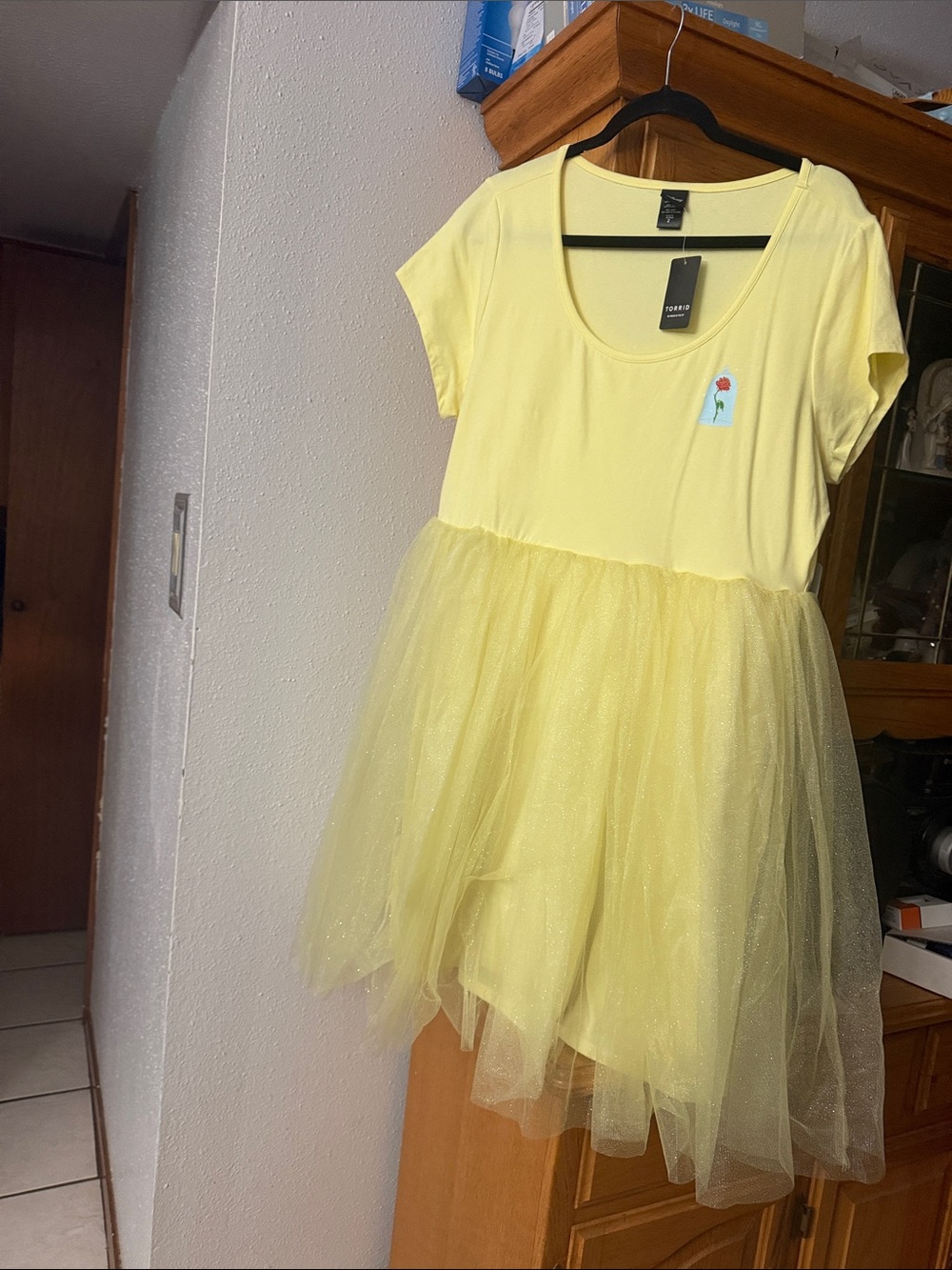 Yellow Tulle Casual Short-Sleeve Dress with Rose Patch